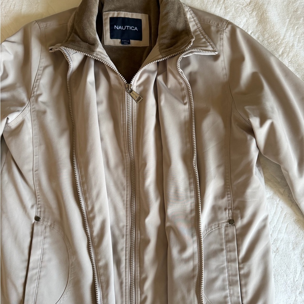 Nautica men’s Beige Utility Jacket - Picture 7 of 10